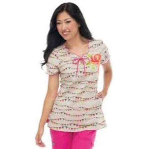 Koi by Kathy Peterson Tops - Koi Kathy Peterson Scrub Top Women’s Floral Flag Print Pink Green